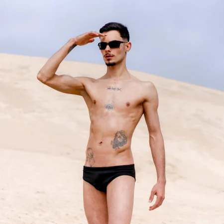 Đĩ Dâm Squirt Fuck Doll